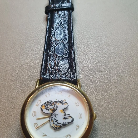 Vtg Wrap Goldtone/White Leather Rotating Dog Women's Watch - Picture 3 of 5